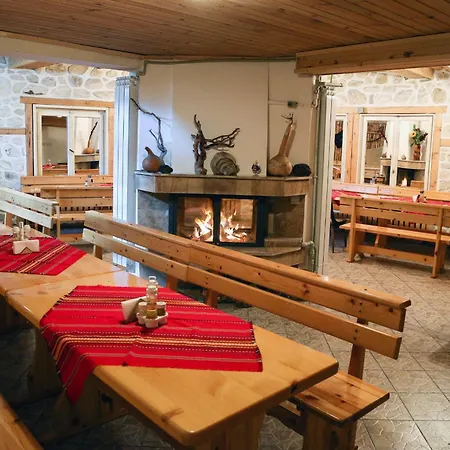 Готель Family Bisser 3*