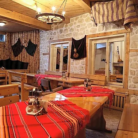 Family Bisser Hotel 3*