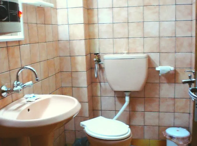 Family Bisser Szálloda